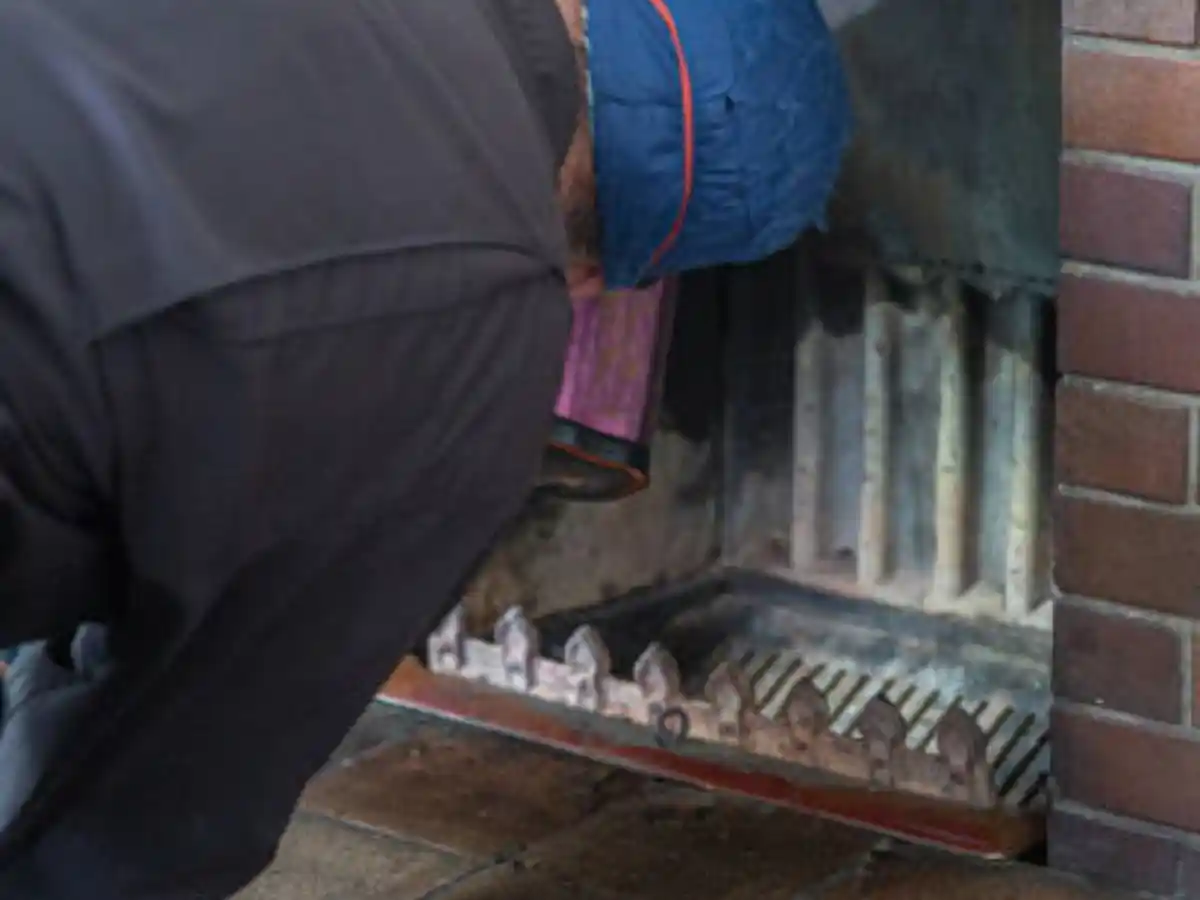 Fireplace repair in Newport Beach, CA